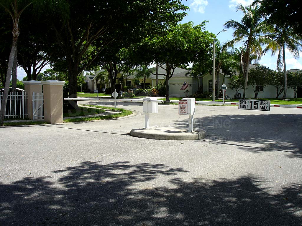 Emerald Cove Entrance